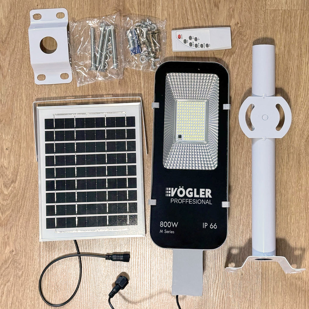 Lámpara solar de alta potencia, sensor crepuscular, control remoto, Vögler Professional 800W